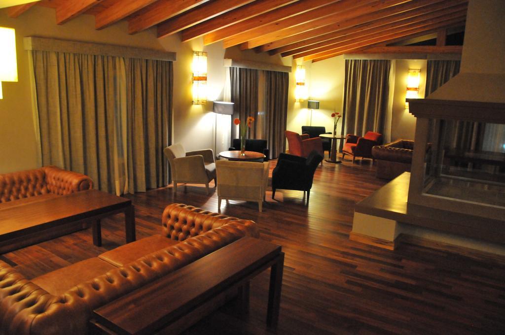 Antu Malal Hotel Plaza Huincul Exteriér fotografie