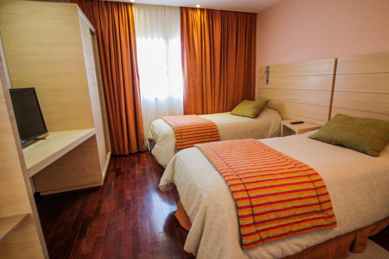 Antu Malal Hotel Plaza Huincul Exteriér fotografie